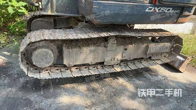 單側(cè)履帶整體（整機外觀）