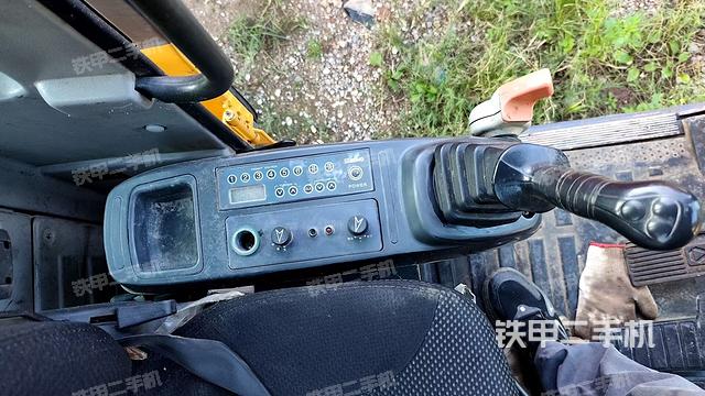 显示屏 （驾驶室部分）