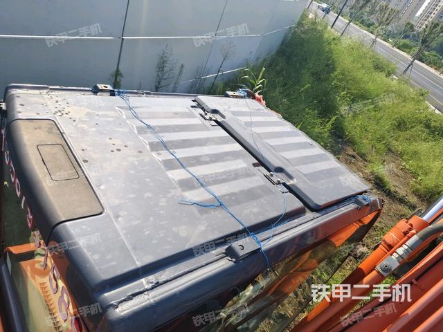 駕駛室頂部俯視(上車部件) 駕駛室頂部俯視(上車部件)