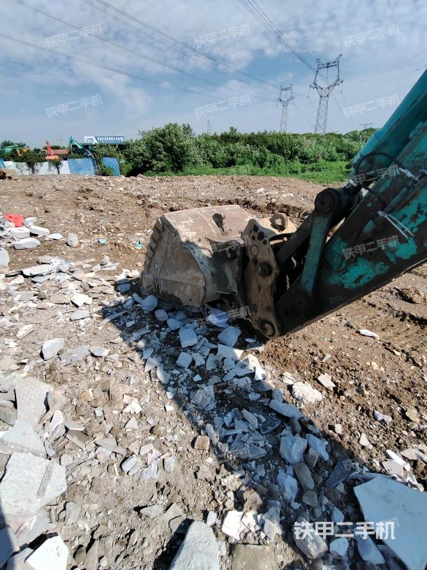 鏟斗45度(工作和回轉(zhuǎn)裝置) 鏟斗45度(工作和回轉(zhuǎn)裝置)