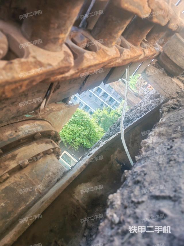 左導(dǎo)向輪(行走機(jī)構(gòu)) 左導(dǎo)向輪(行走機(jī)構(gòu))