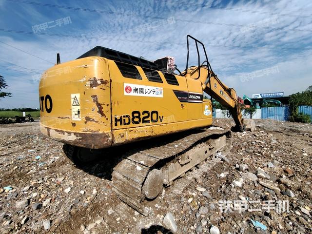 右后45(整機(jī)外觀) 右后45(整機(jī)外觀)