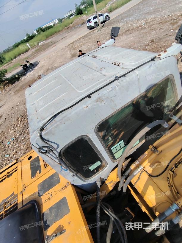 駕駛室頂部俯視(上車部件) 駕駛室頂部俯視(上車部件)