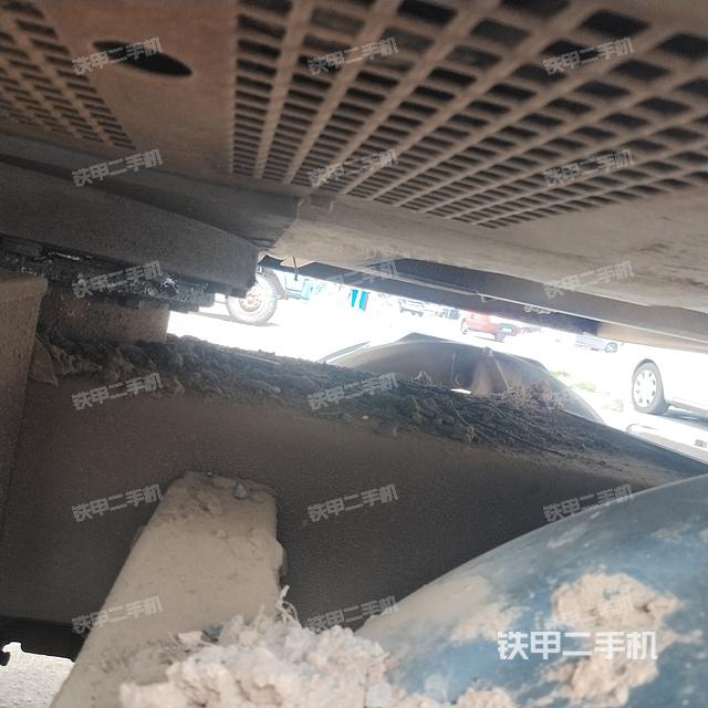 驾驶室整体（整机外观）