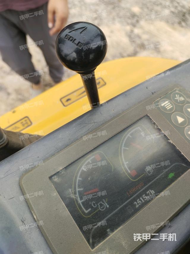 顯示屏?(駕駛室部分) 顯示屏?(駕駛室部分)