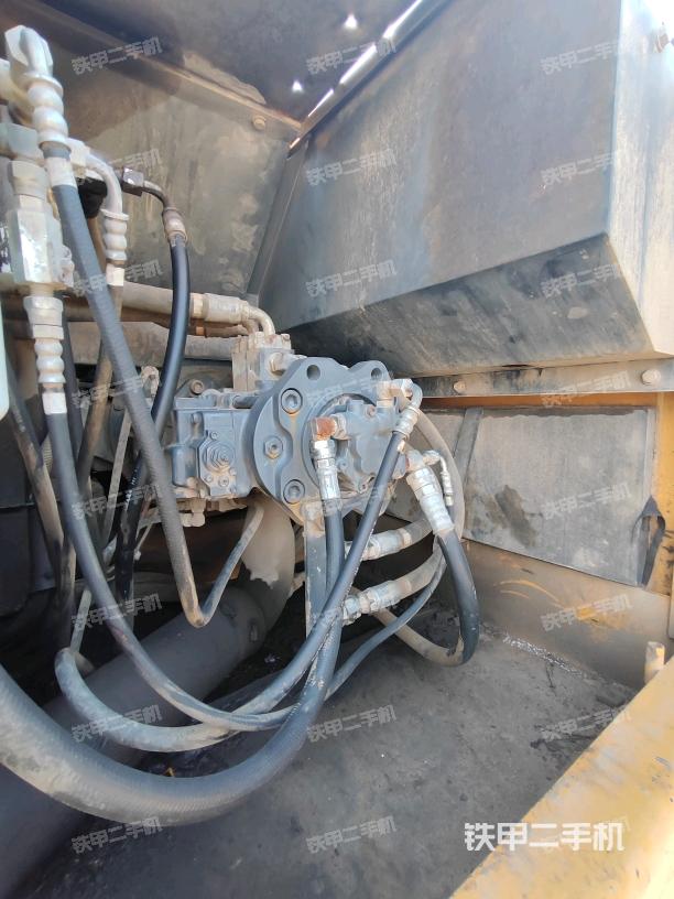 液壓泵室(大件艙室) 液壓泵室(大件艙室)