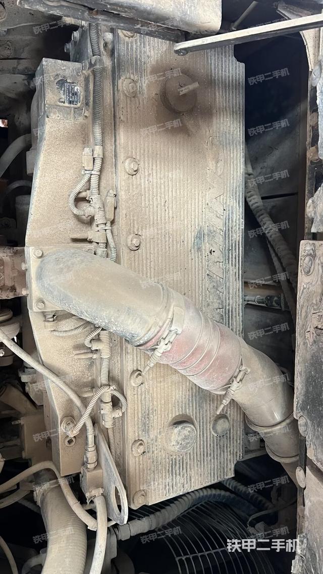 發(fā)動(dòng)機(jī)整體俯視（整機(jī)外觀）