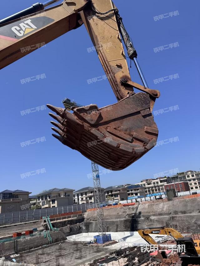 右導(dǎo)向輪(行走機(jī)構(gòu)) 右導(dǎo)向輪(行走機(jī)構(gòu))