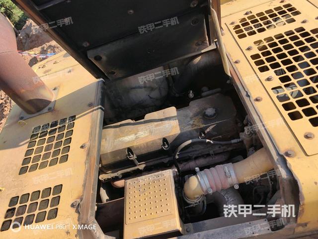 发动机整体俯视(整机外观) 发动机整体俯视(整机外观)