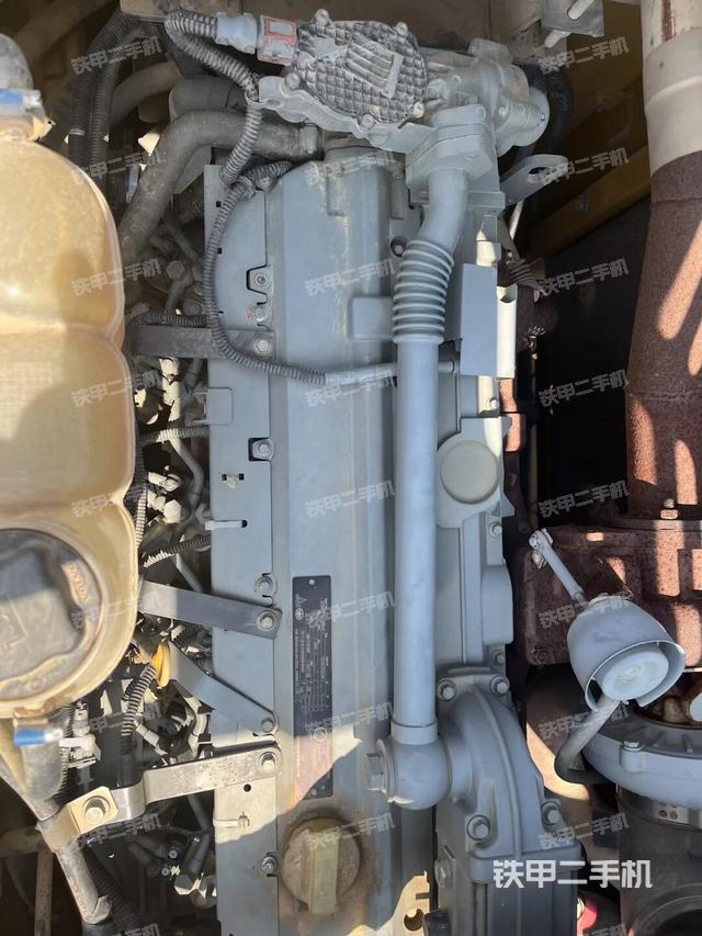 发动机整体俯视（整机外观）