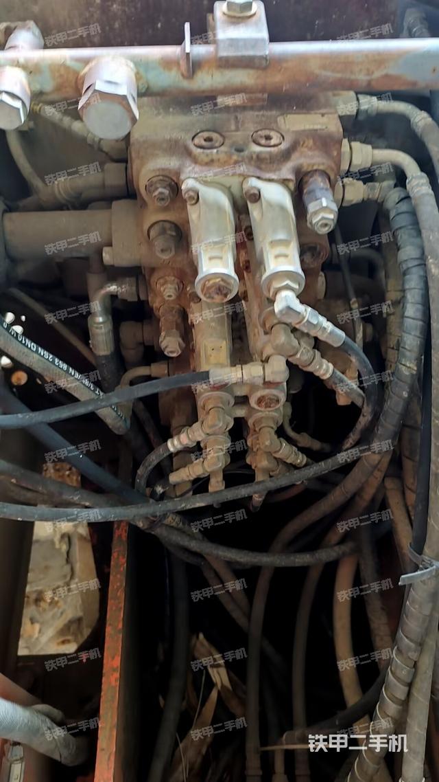 分配阀(上车部件) 分配阀(上车部件)