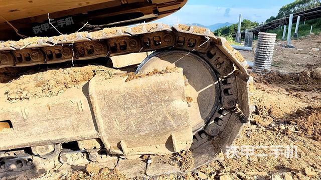 左侧行走马达盖板(行走机构) 左侧行走马达盖板(行走机构)