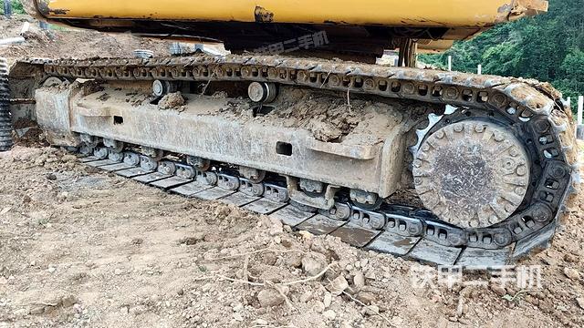 左侧履带整体 (行走机构) 左侧履带整体 (行走机构)