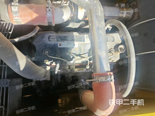 發(fā)動(dòng)機(jī)整體俯視(整機(jī)外觀) 發(fā)動(dòng)機(jī)整體俯視(整機(jī)外觀)