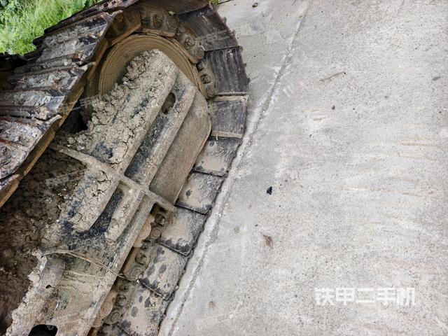 左驅(qū)動輪(行走機(jī)構(gòu)) 左驅(qū)動輪(行走機(jī)構(gòu))