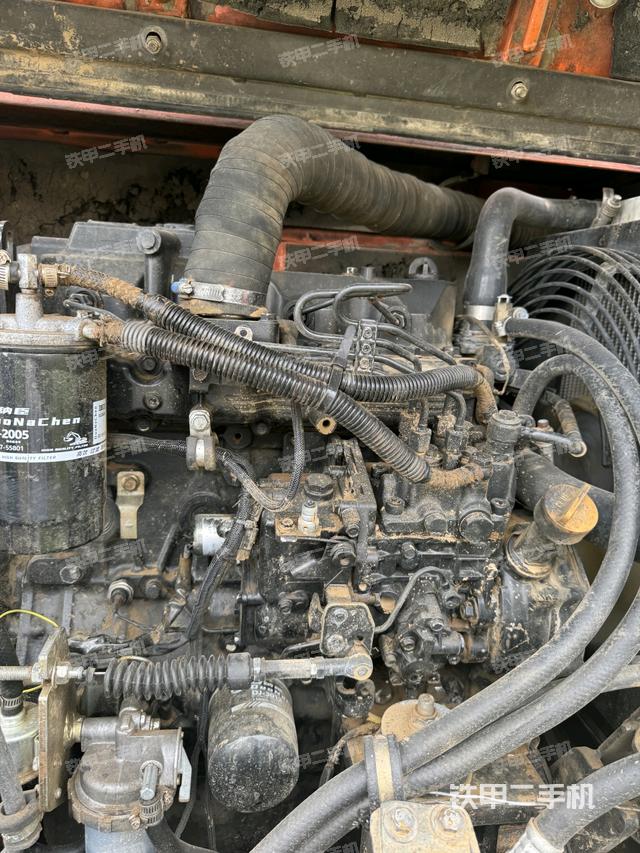 发动机整体俯视(整机外观) 发动机整体俯视(整机外观)