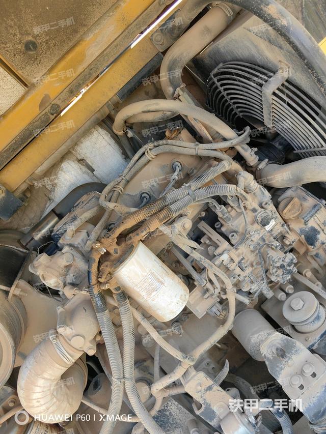 发动机整体俯视(整机外观) 发动机整体俯视(整机外观)