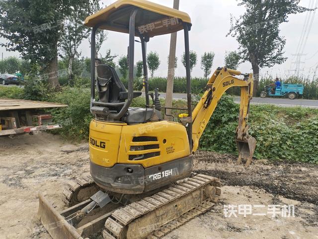 右后45(整機(jī)外觀) 右后45(整機(jī)外觀)