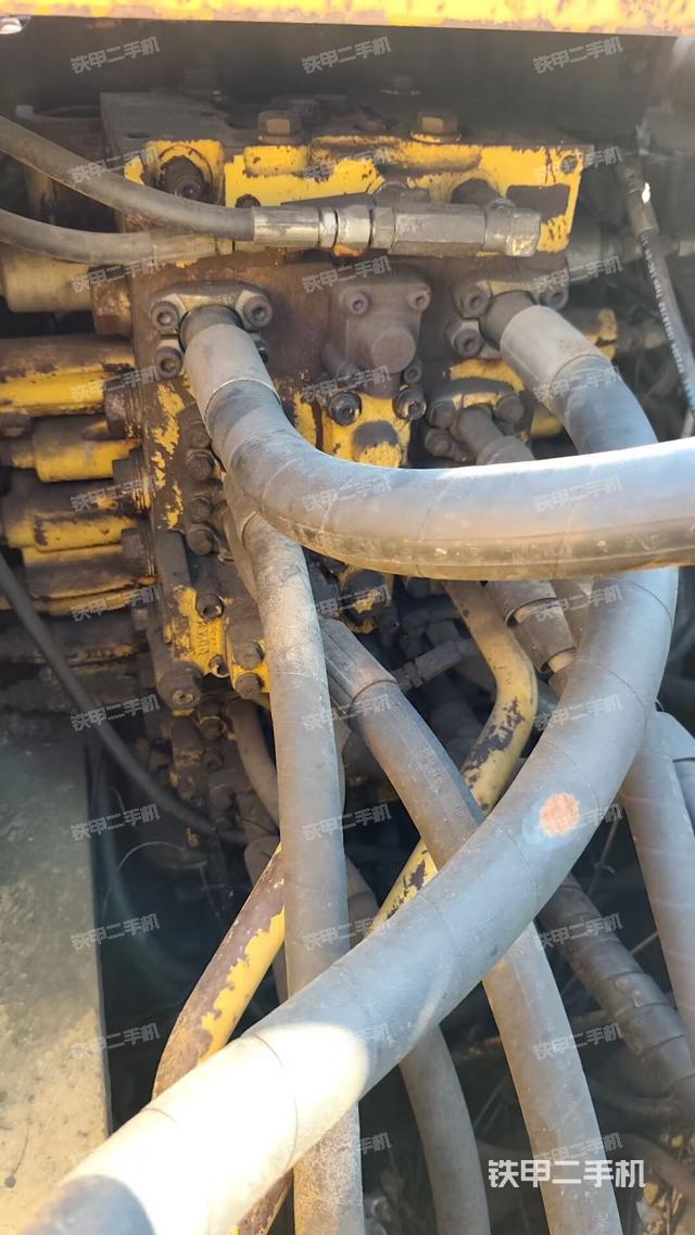 分配阀(上车部件) 分配阀(上车部件)