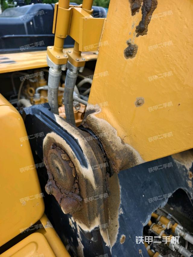 大臂根部?斜視(工作和回轉(zhuǎn)裝置) 大臂根部?斜視(工作和回轉(zhuǎn)裝置)