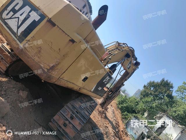 整机右后45°(整机外观) 整机右后45°(整机外观)