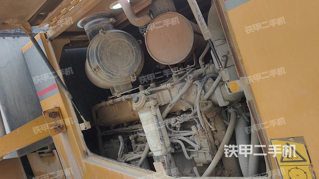 發(fā)動機左側(cè)（整機外觀及大件）