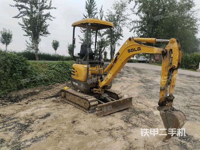 右前45(整機(jī)外觀) 右前45(整機(jī)外觀)