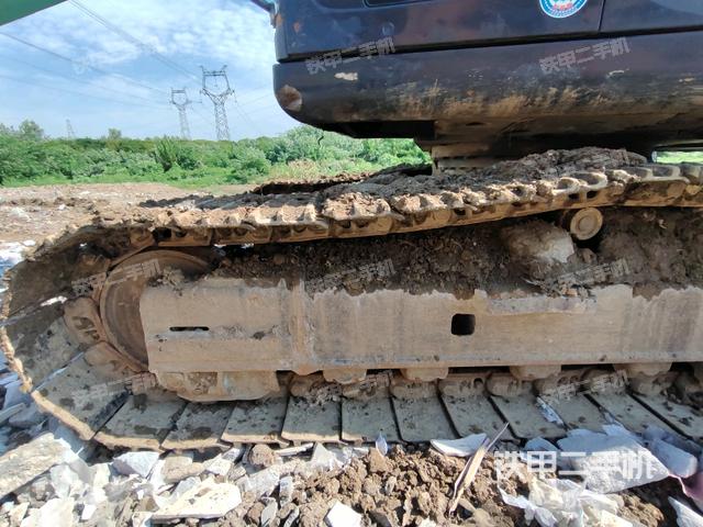 左側(cè)行走馬達(dá)蓋板(行走機(jī)構(gòu)) 左側(cè)行走馬達(dá)蓋板(行走機(jī)構(gòu))