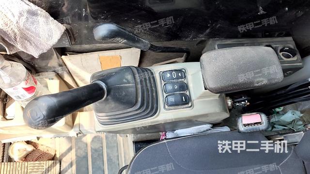 顯示屏?(駕駛室部分) 顯示屏?(駕駛室部分)