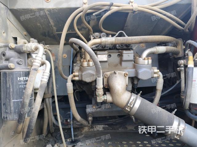 液壓泵室(大件艙室) 液壓泵室(大件艙室)