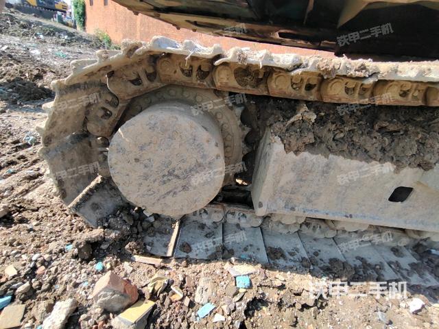 左驅(qū)動(dòng)輪(行走機(jī)構(gòu)) 左驅(qū)動(dòng)輪(行走機(jī)構(gòu))