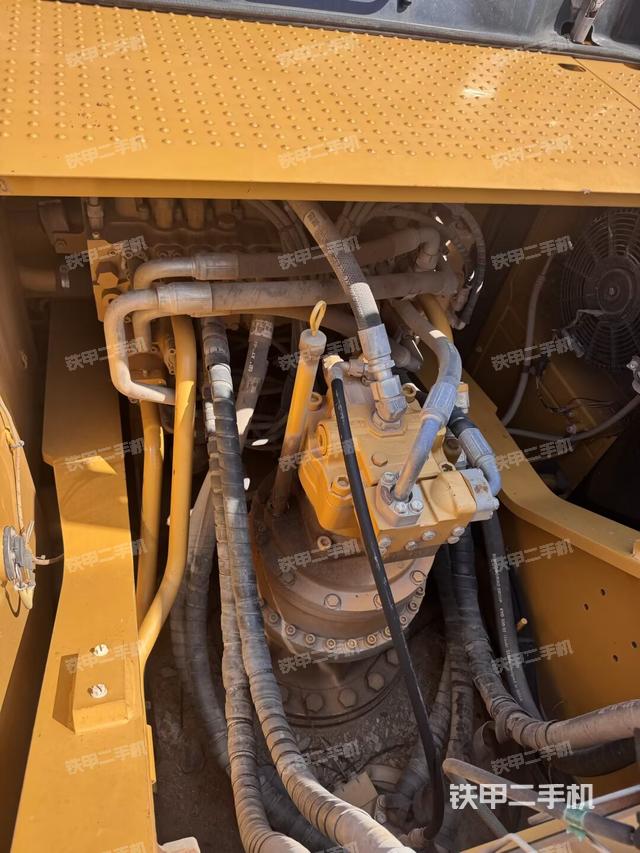 回轉(zhuǎn)馬達(dá)(上車(chē)部件) 回轉(zhuǎn)馬達(dá)(上車(chē)部件)