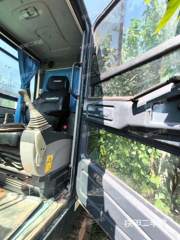 座椅后部（駕駛室部分）