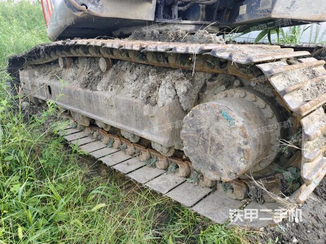 左側(cè)履帶整體?(行走機(jī)構(gòu)) 左側(cè)履帶整體?(行走機(jī)構(gòu))