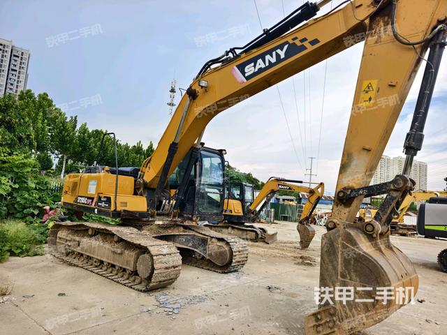 右前45(整機(jī)外觀) 右前45(整機(jī)外觀)