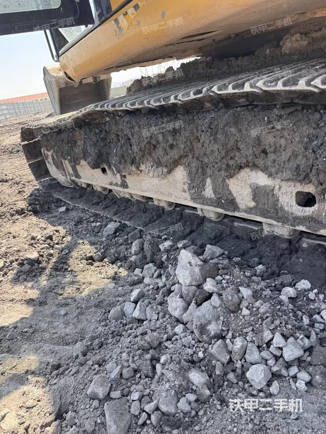 右侧行走马达盖板（行走机构）