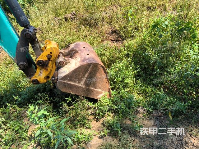 鏟斗右后整體（工作和回轉(zhuǎn)裝置）