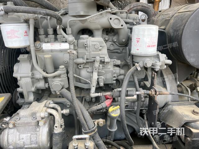 发动机整体俯视(整机外观) 发动机整体俯视(整机外观)