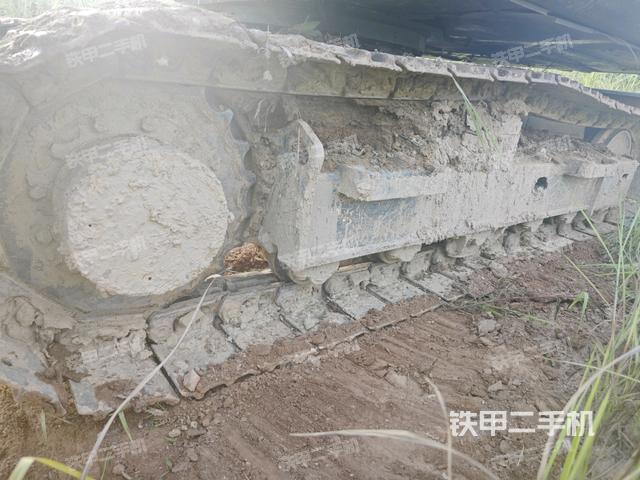 单侧履带整体（整机外观）