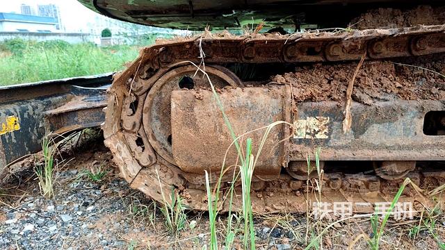 右導向輪(行走機構) 右導向輪(行走機構)