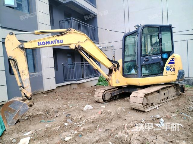 小松PC56-7挖掘機(jī)