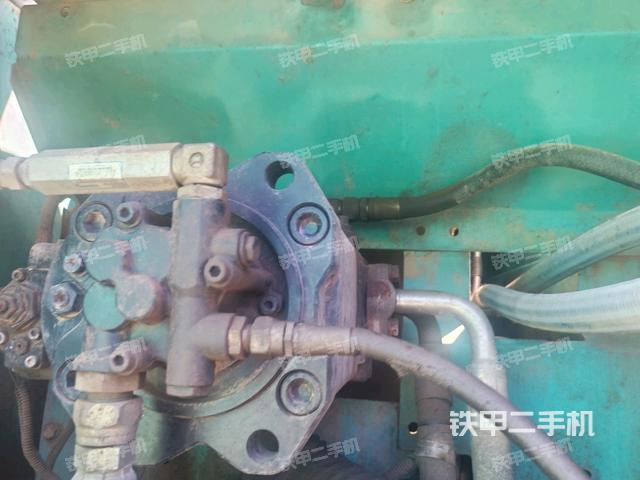 液壓泵斜45?左(大件艙室) 液壓泵斜45?左(大件艙室)