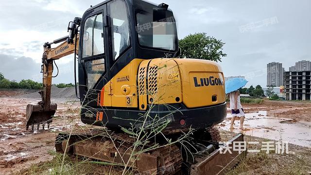 柳工CLG906E挖掘機