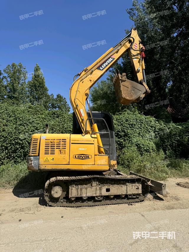 整機(jī)右后45°(整機(jī)外觀) 整機(jī)右后45°(整機(jī)外觀)