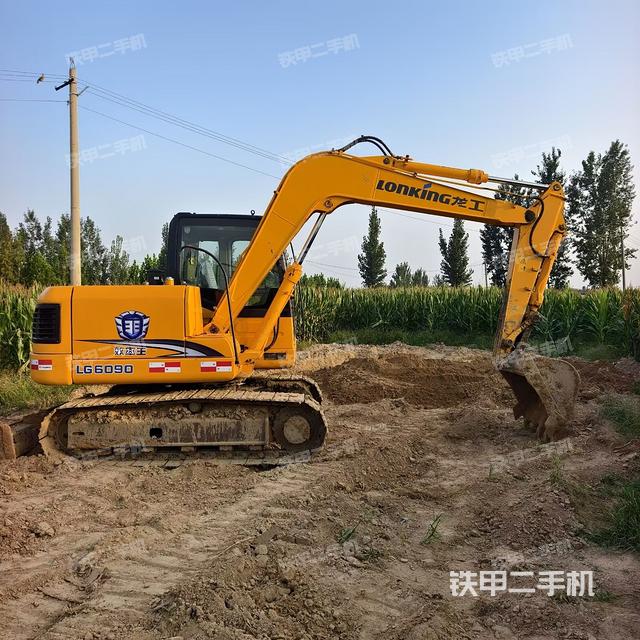 整機右后45°（整機外觀）