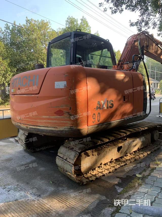 整機右后45°（整機外觀）