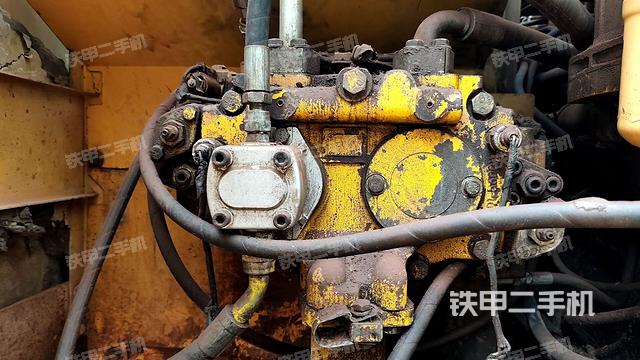 液壓泵室(大件艙室) 液壓泵室(大件艙室)