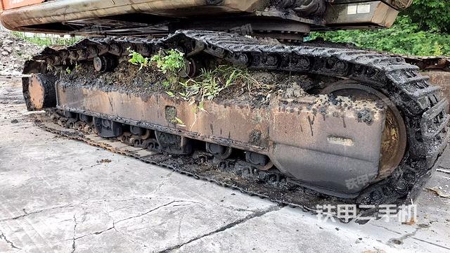 左驱动轮(行走机构) 左驱动轮(行走机构)