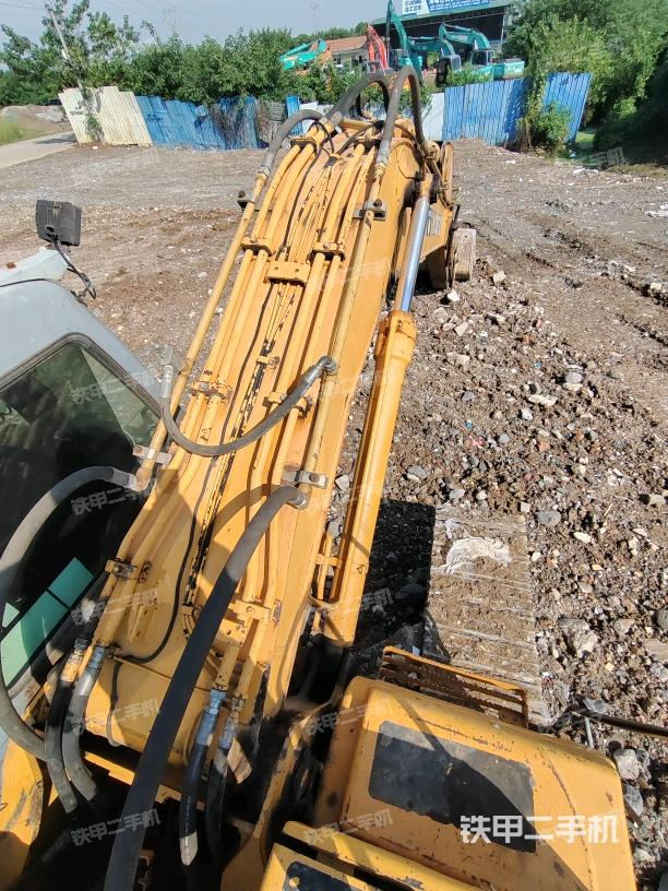 小臂整體右前(工作和回轉(zhuǎn)裝置) 小臂整體右前(工作和回轉(zhuǎn)裝置)