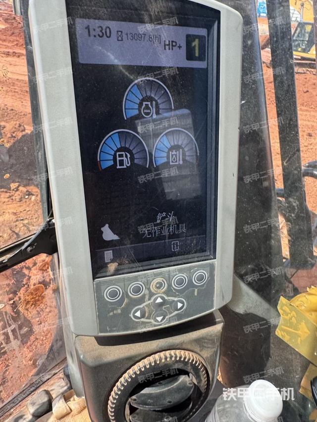 顯示屏?(駕駛室部分) 顯示屏?(駕駛室部分)